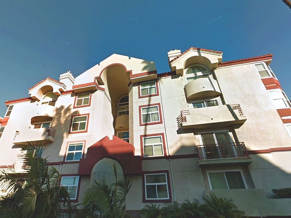 1st image of 620 S Gramercy Pl APT 326