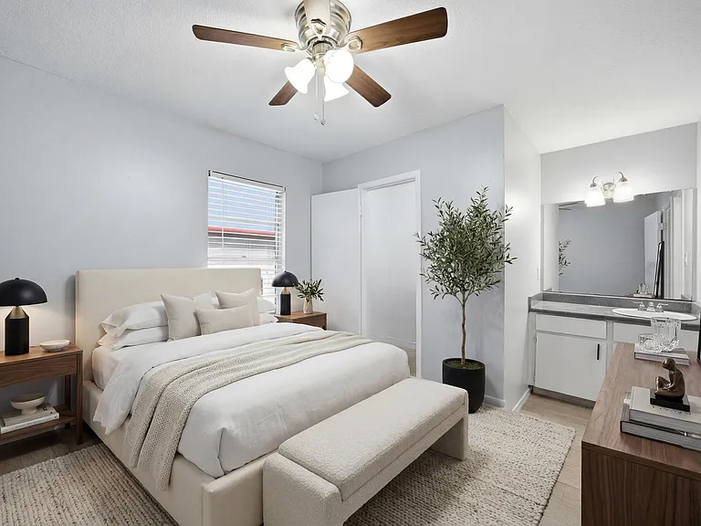 430 Kendalia Ave #0 — Photo 1