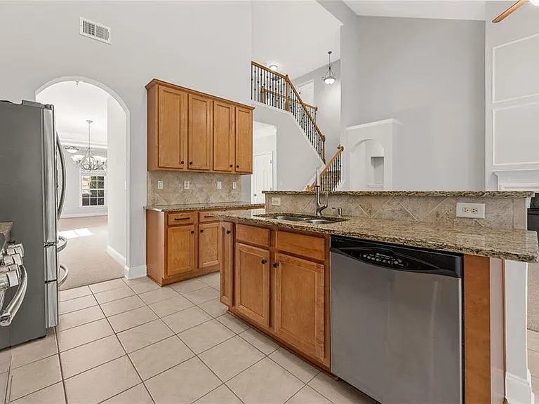 3329 Rosecliff Trce — Photo 18