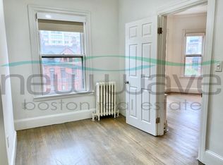 225 Newbury St APT 4F, Boston, MA 02116
