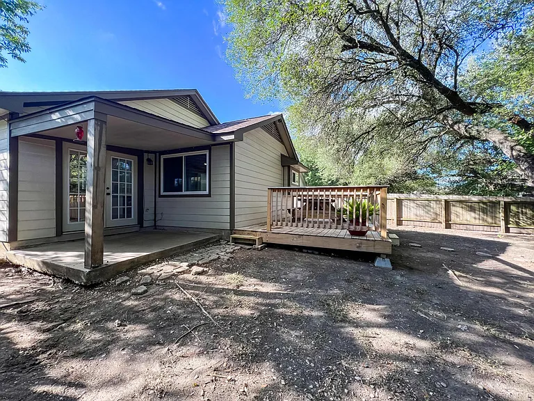 12004 Thompkins Dr — Photo 22