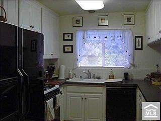 3rd image of 2735 E Virginia Ave