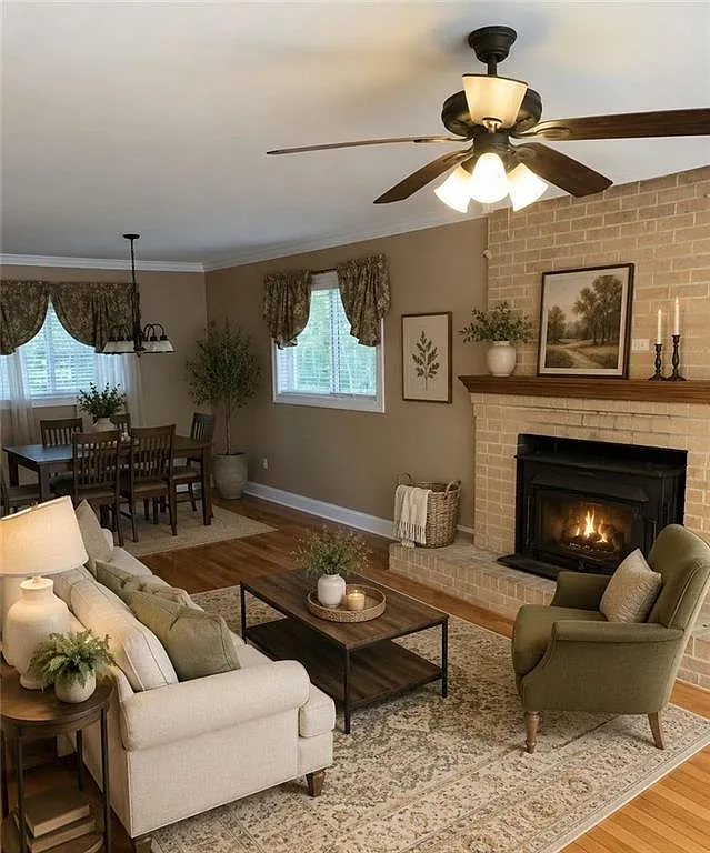 3 bed, 2.0 bath, 1404 sqft, $1,650 — Photo 2