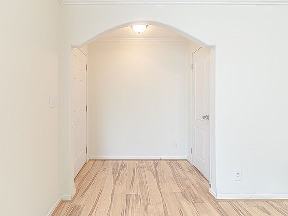 5th image of 447 Coan Harbour Dr