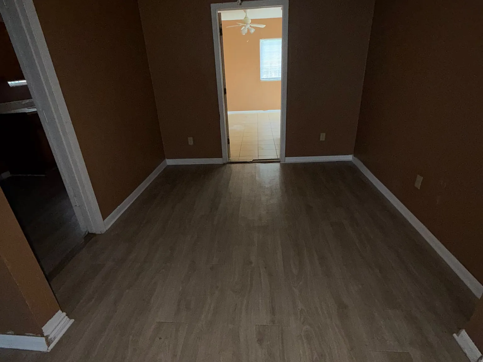 3 bed, 984 sqft, $1,250 — Photo 4