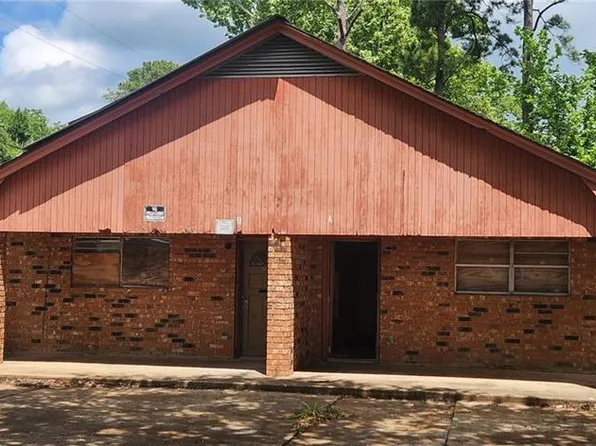 1716 Enterprise Rd, Alexandria, LA 71303