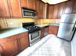 363 Tompkins Ave #1A, Brooklyn, NY 11216