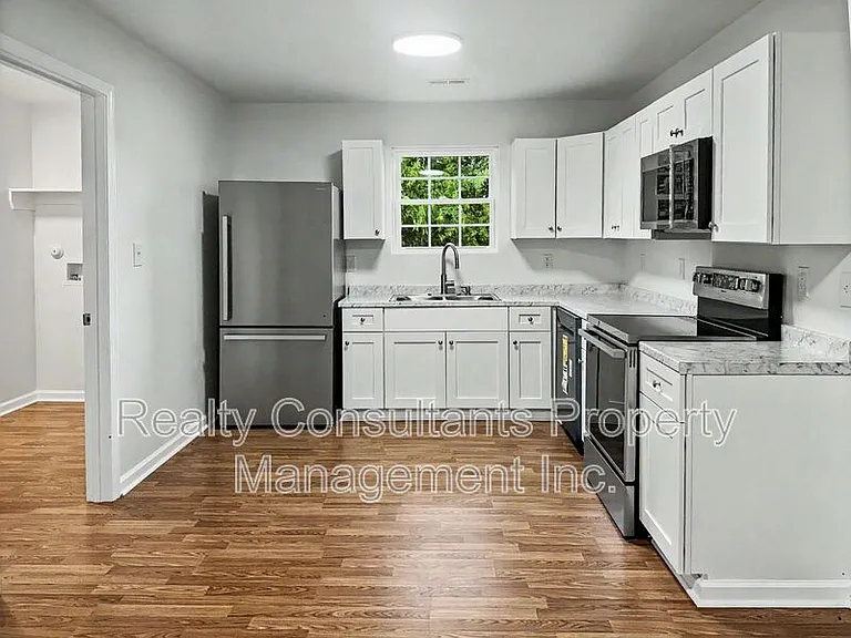 3248 Chandler St — Photo 7