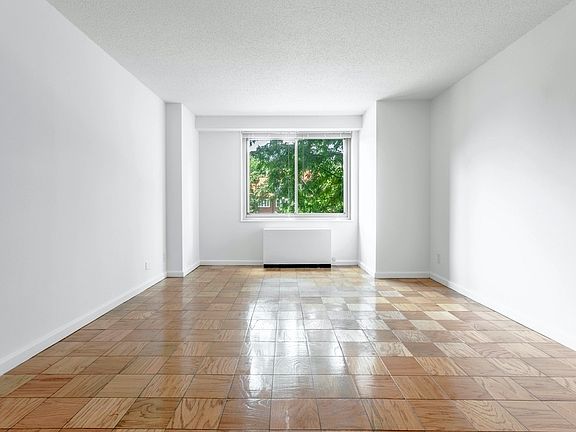 5th image of 2600 Netherland Ave APT 1909