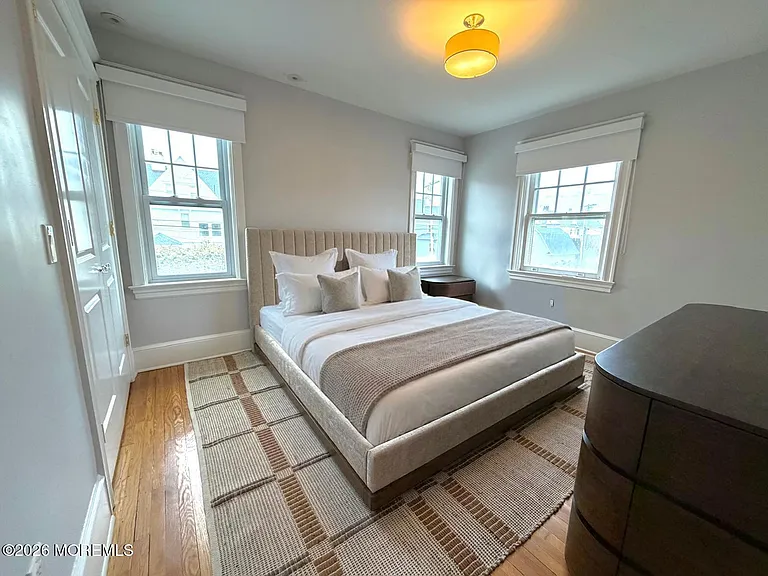 125 Cedar Ave — Photo 22