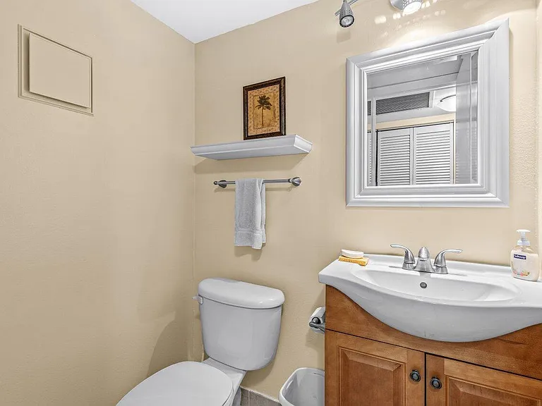 68 Suffolk Dr #68-B — Photo 16