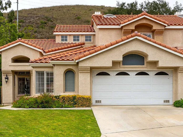 131 Concerto Dr — Photo 2