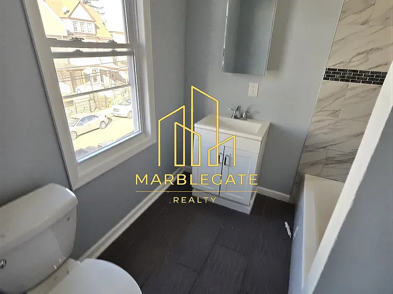 87 Peabody Pl #22 — Photo 5