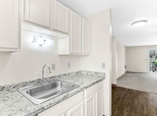Charbern Apartments, Portland, OR 97222