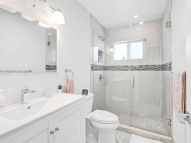 1102 Meadowlark Ave — Photo 43