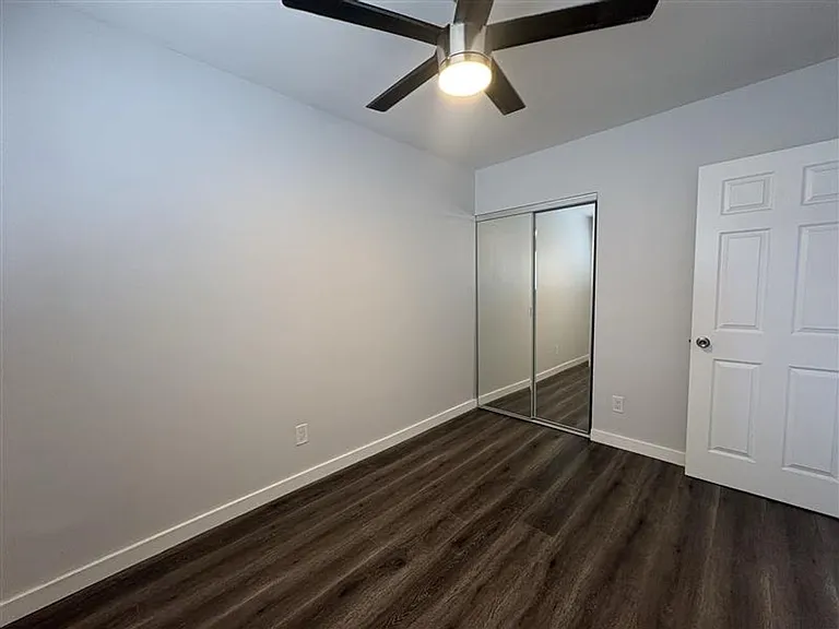 2727 Abbot Kinney Apartments, Venice CA — Photo 20