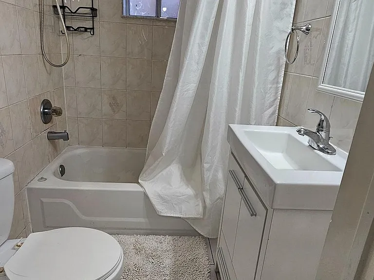 16 Failsworth Ave #BASEMENT — Photo 4