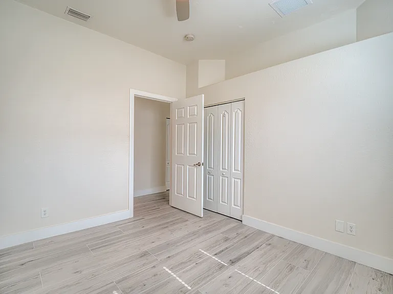 14854 Toscana Way — Photo 24