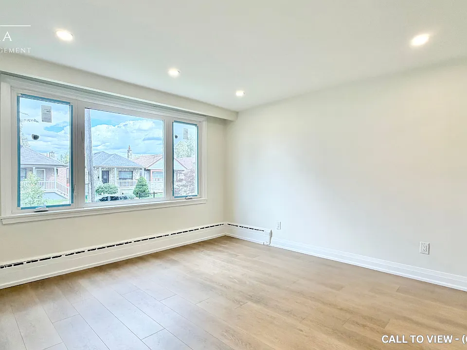 10 Lapp St #1