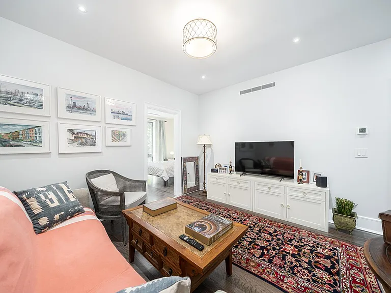 806 Garden St #1 — Photo 8