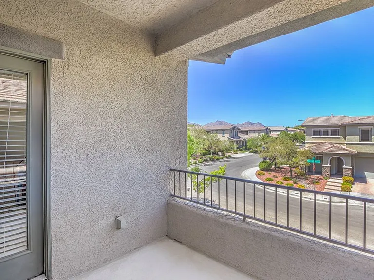 10517 Howling Coyote Ave — Photo 27