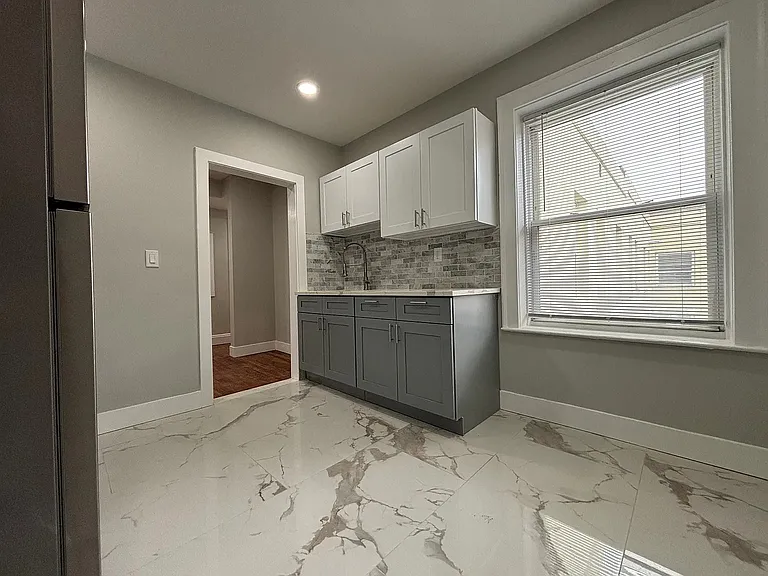 70A303 Circular Ave #303 — Photo 1