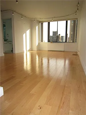 Rented by Sumitomo Real Estate Sales | media 14