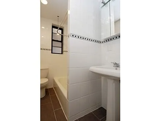 Sold by Citi Habitats | media 17