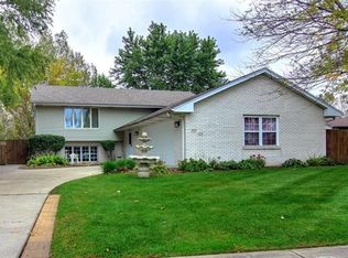 1717 W Ash St, Griffith, IN 46319