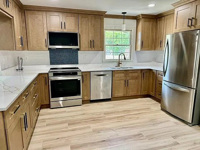 503 Highland Woods Dr W — Photo 6
