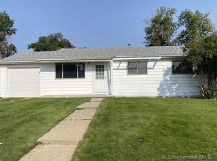 217 E Hugus St, Rawlins, WY 82301