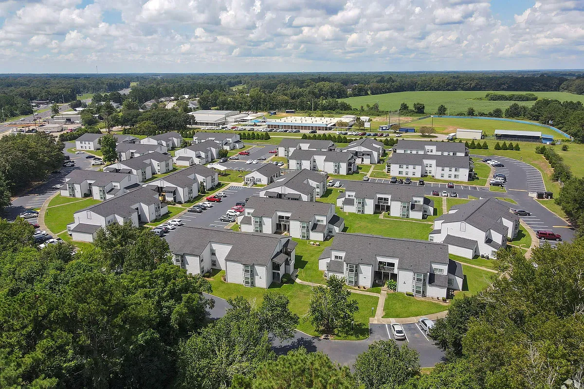 Building Photo - Fox Run Dothan