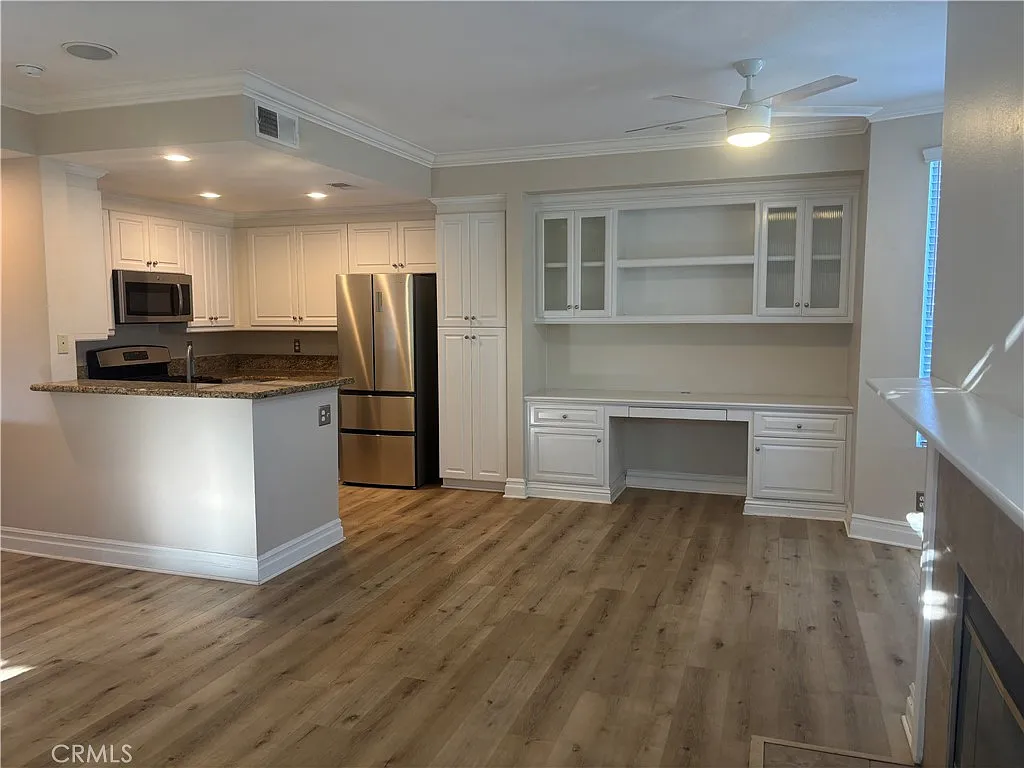 1 bed, 762 sqft, $2,700 — Photo 3
