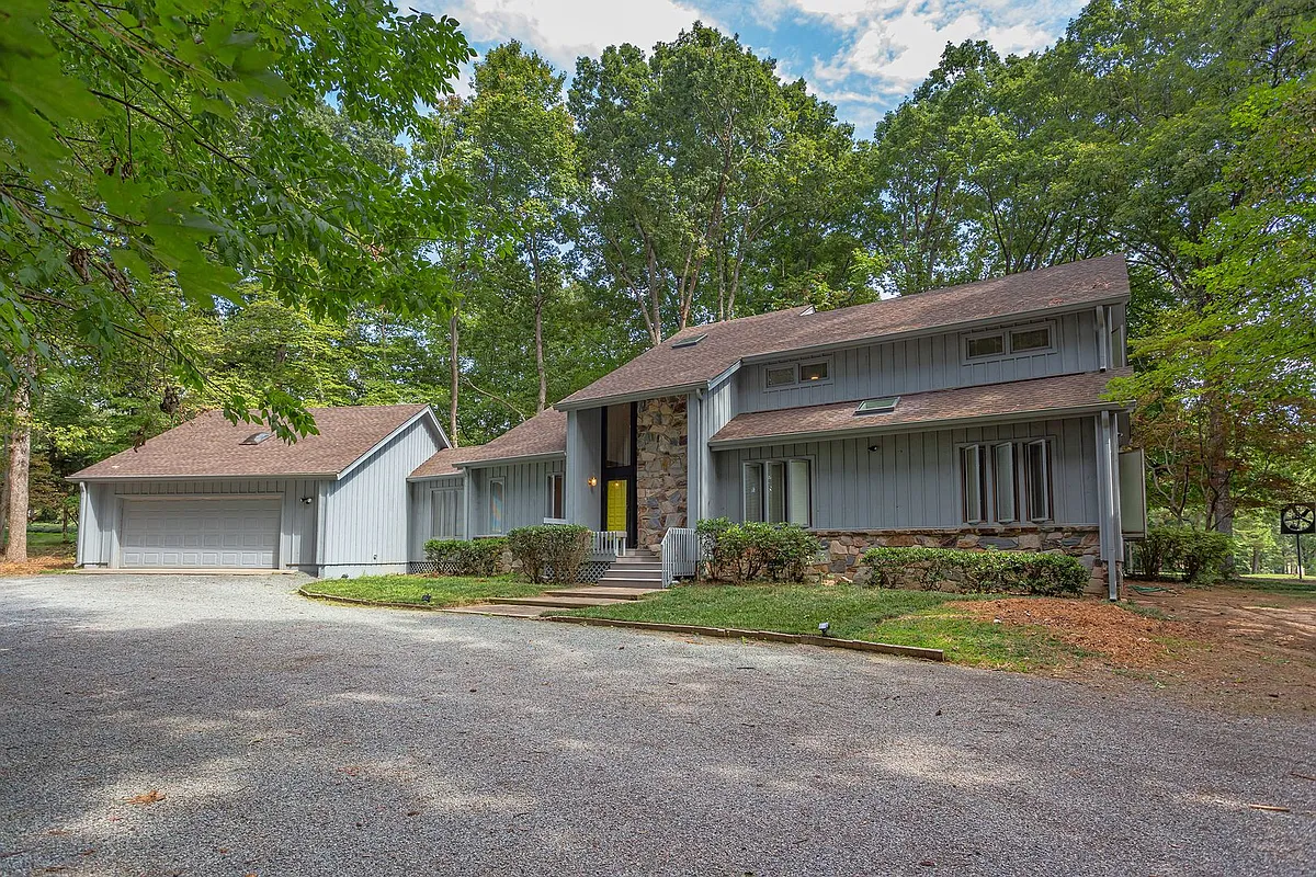Building Photo - 1508 Cole Mill Rd