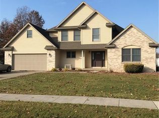 1940 Fielding Ct, Defiance, OH 43512