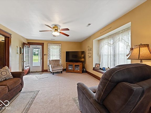 4th image of 7161 State Road 158