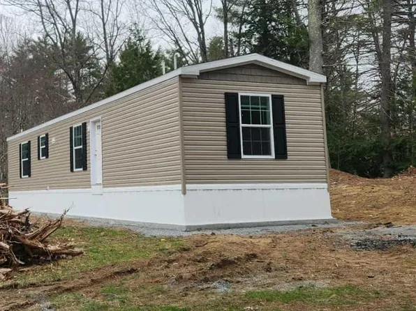 33 Martin Road, Deering, NH 03244