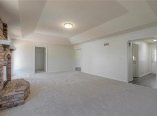 1932 S Osage St, Independence, MO 64055