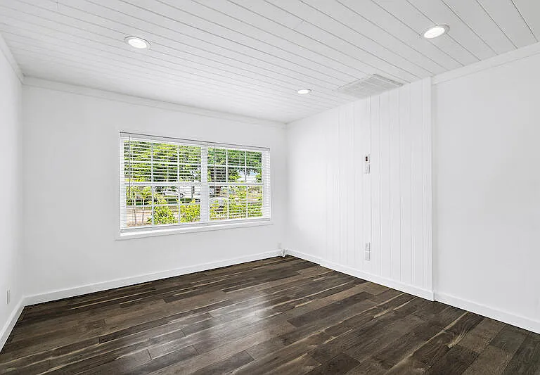 4615 Garden Ave — Photo 3