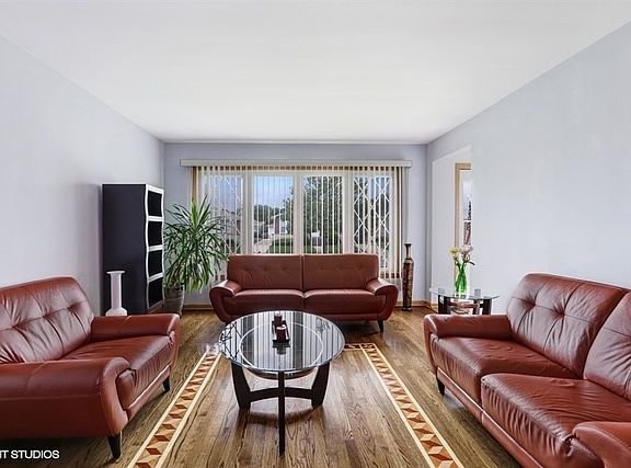 2nd image of 4817 N Knight Ave