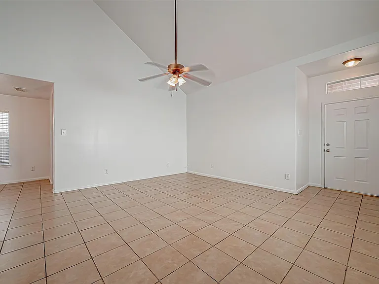 7127 Sedona Ct — Photo 10