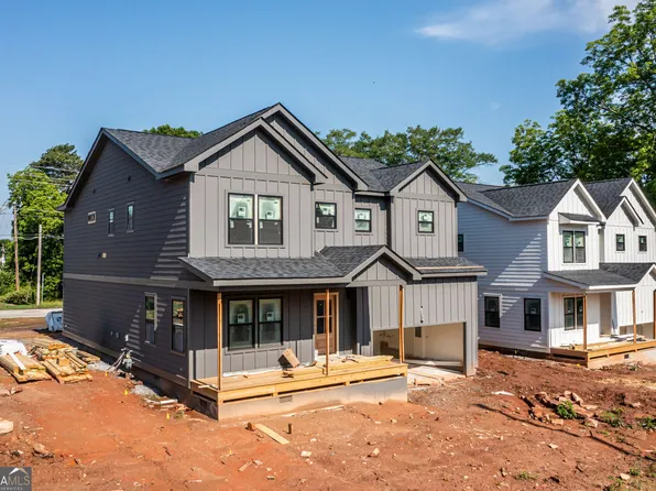 272 1st Ave, Scottdale, GA 30002