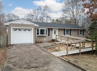 281 Easton St, Ronkonkoma, NY 11779