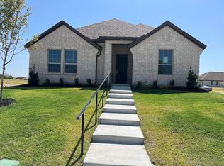 1504 Pegasus Dr, Lancaster, TX 75134