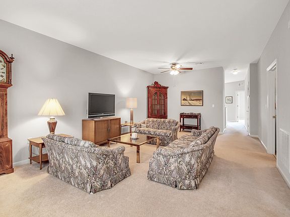 2nd image of 1307 Thistlewood Ln