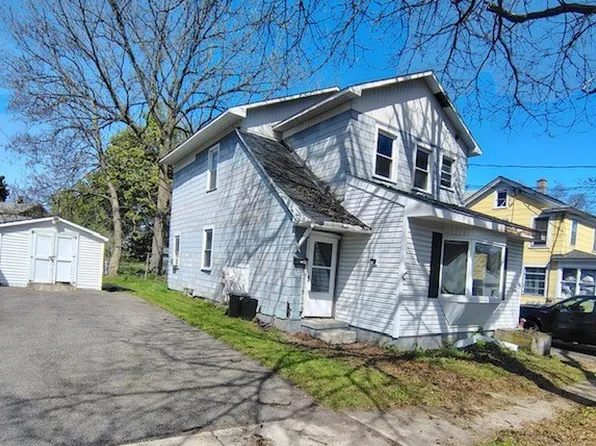513 S 1st St, Fulton, NY 13069