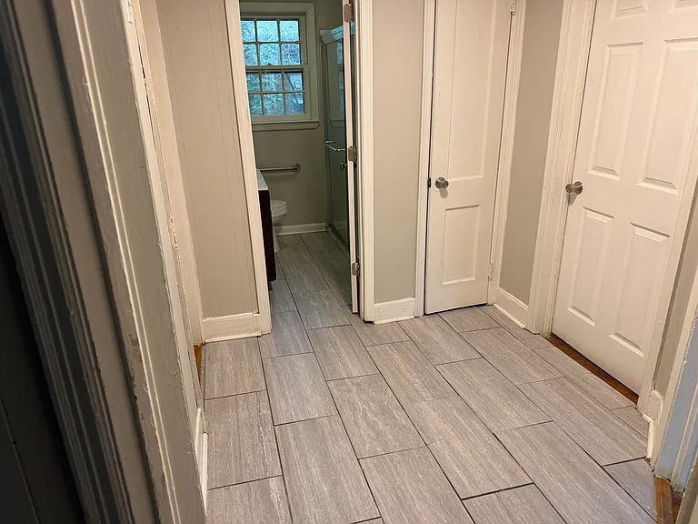 1909 Newark Ave — Photo 16