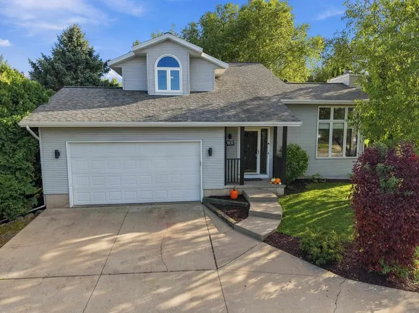 103 Tena Marie Cir, Lodi, WI 53555
