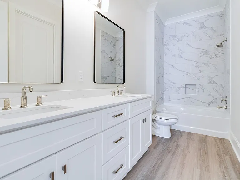 102 Perth Pl — Photo 45