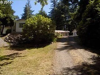 85217 Hemlock St photo 1